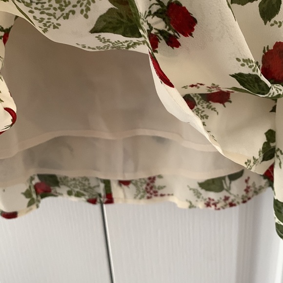 NWOT rose-print Reformation minidress - Picture 5 of 9